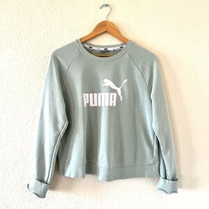 Puma Graphic crewneck sweater Size Medium